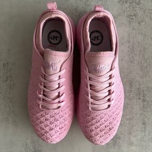 APL TechLoom Phantoms